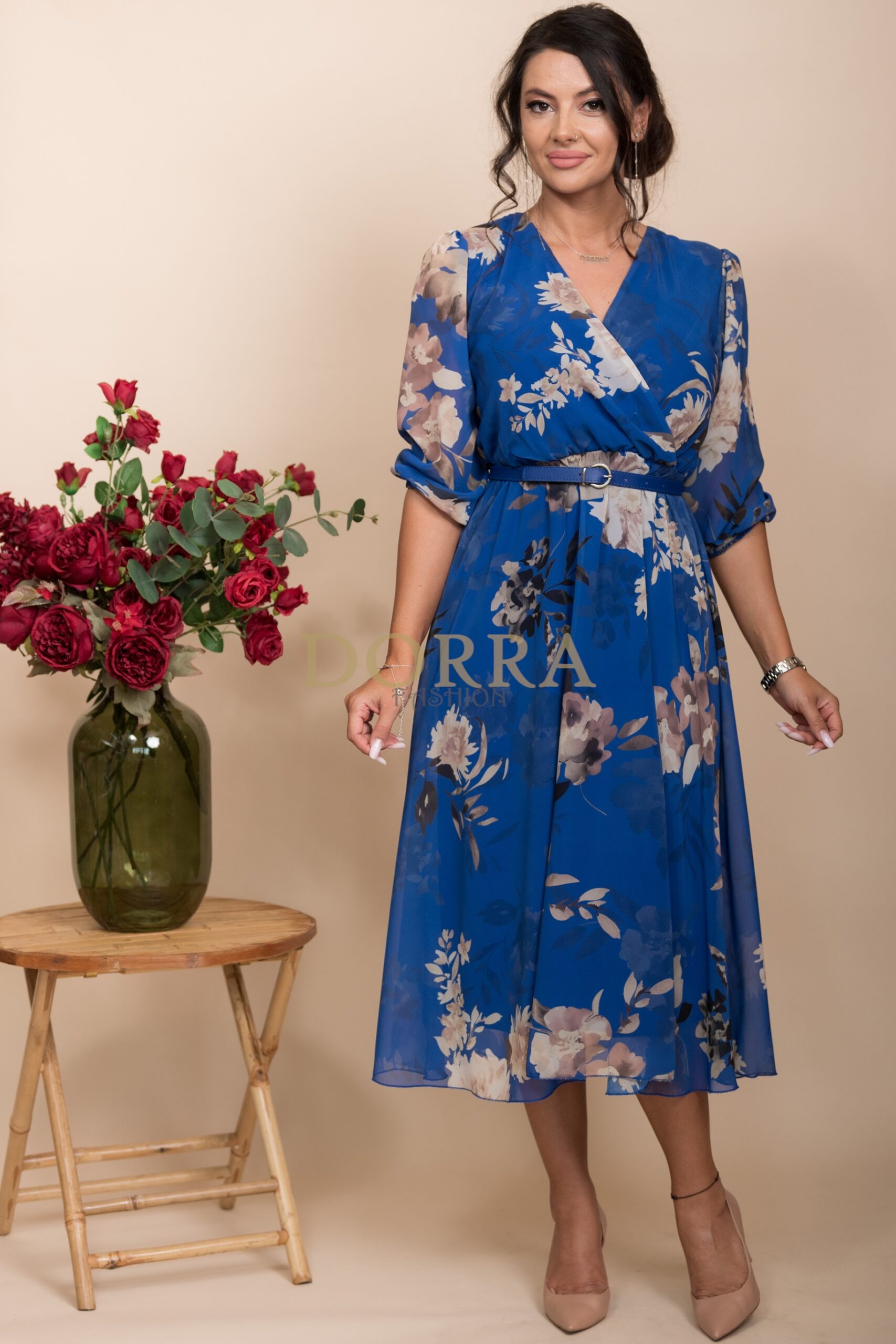 Rochie midi Olimpia din voal albastru închis cu imprimeu floral