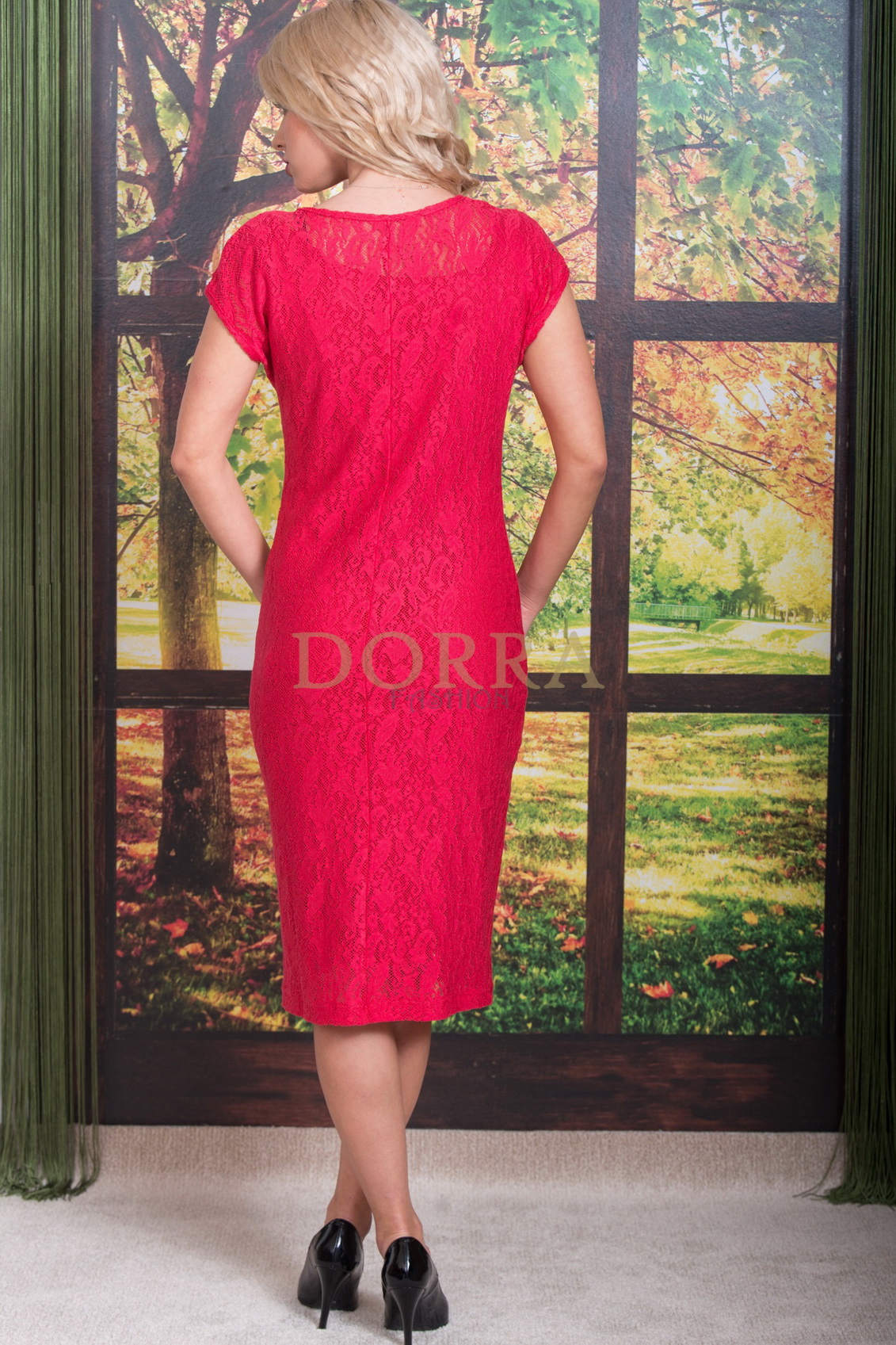 Rochie Miruna din dantelă roșie, mulată - imagine 2