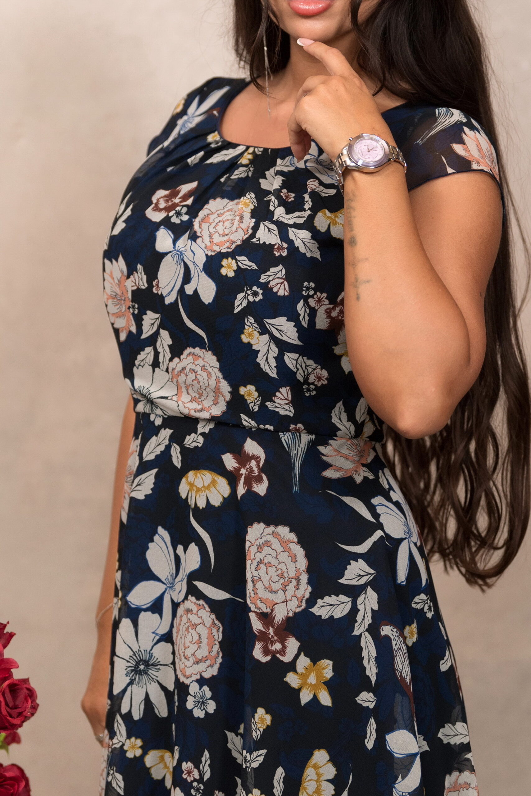 Rochie Martina din voal bleumarin cu imprimeu floral - imagine 3