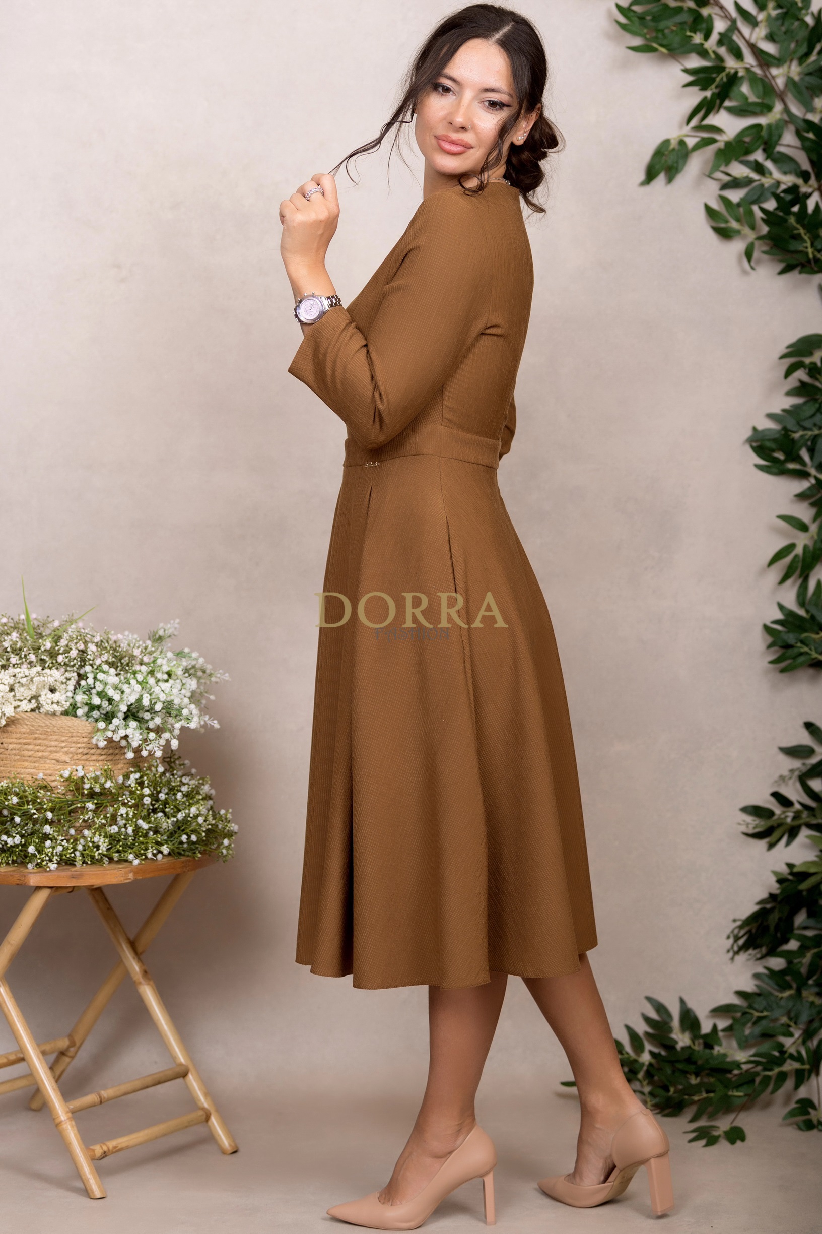 Rochie midi Sabrina din catifea reiată maro-cognac cu buzunar aplicat - imagine 3