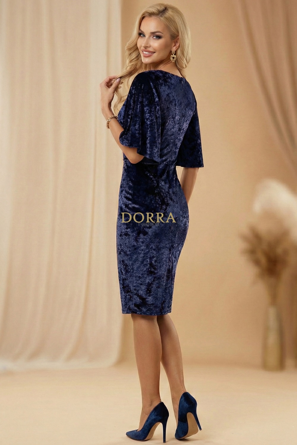 Rochie de ocazie Angela din catifea bleumarin cu mâneci tip capă - imagine 5