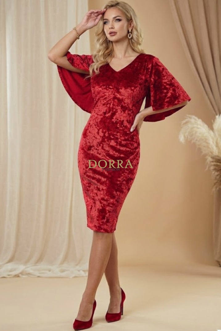 Rochie de ocazie Angela din catifea roșie cu mâneci tip capă - poză frontală
