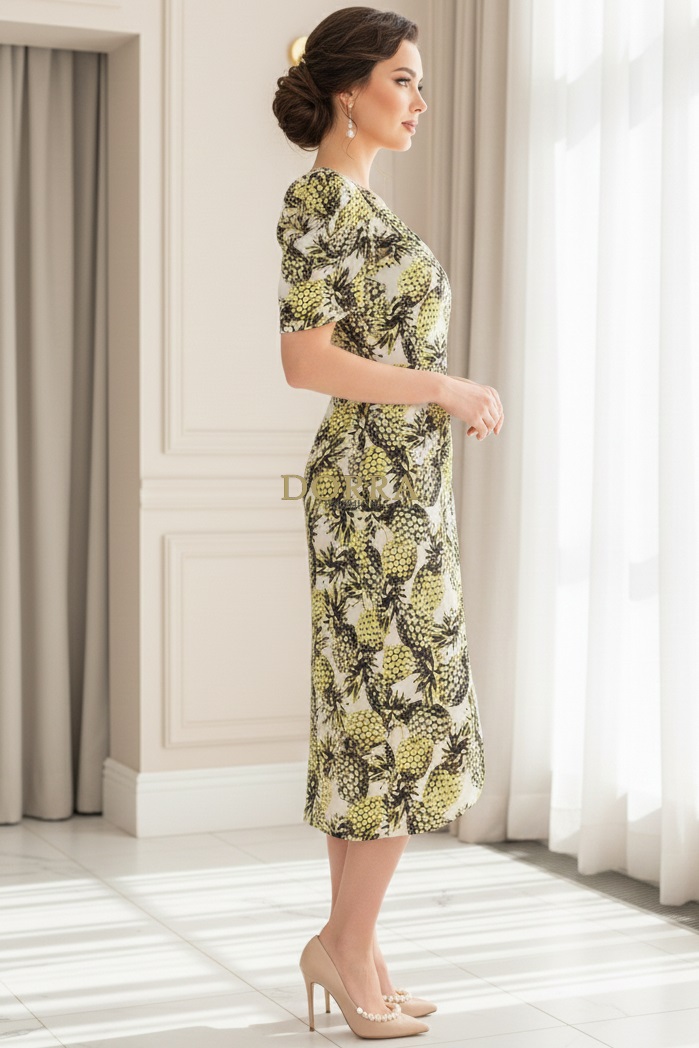 Rochie midi Ania din vâscoză galbenă cu imprimeu ananas, petrecută - detaliu