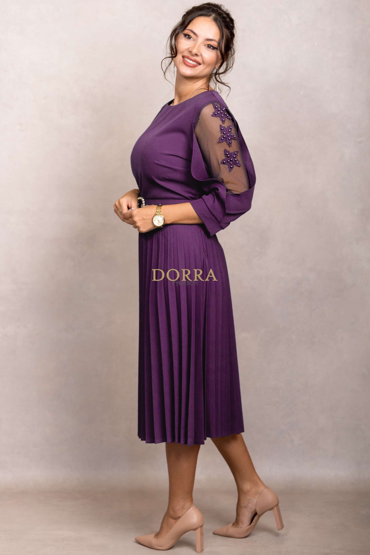 Rochie de ocazie Edith din stofă mov cu mâneci din tull brodat și fustă plisată