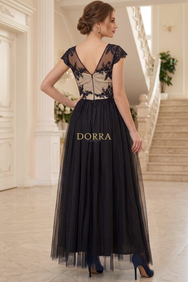 Rochie lungă de seară Lorina din dantelă și tull negru - spate