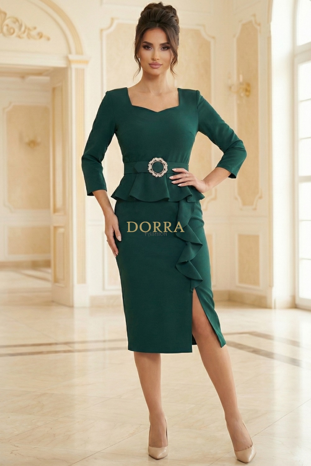 Rochie midi Noemi din stofă elastică verde cu volane și curea - detaliu