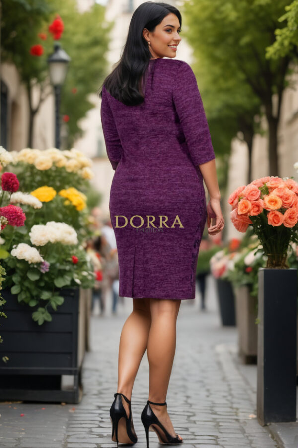 Rochie Wendy, măsuri mari, din jerse mov cu imprimeu din catifea - spate