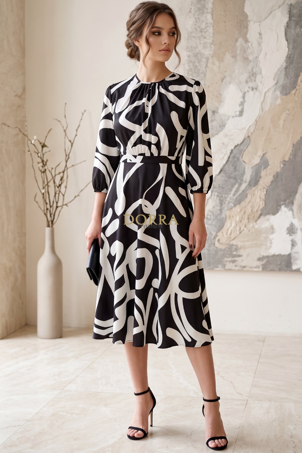 Rochie măsuri mari Minerva din satin alb-negru cu imprimeu abstract - poză frontală