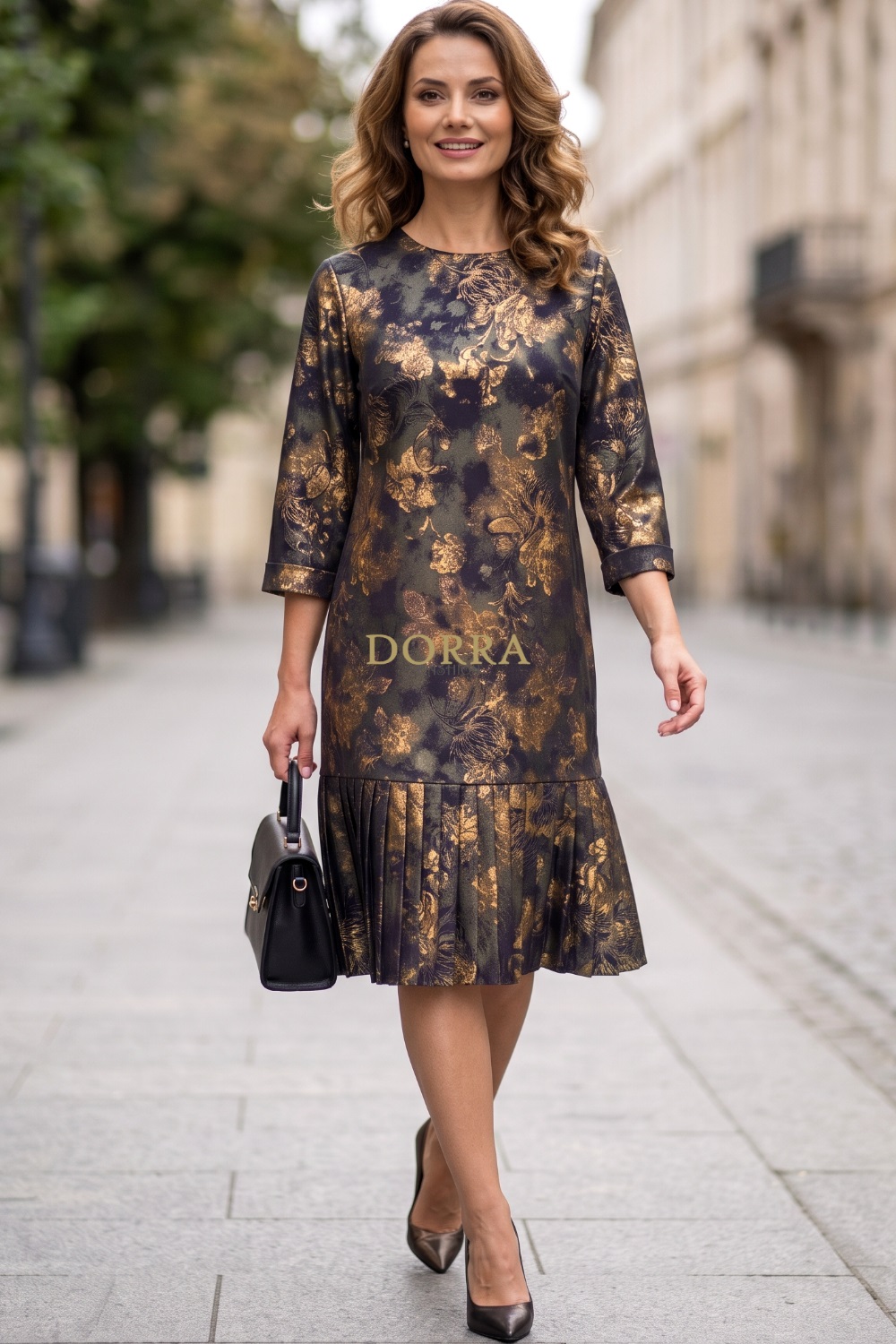 Rochie de ocazie Patty din stofă neagră cu imprimeu metalizat floral auriu