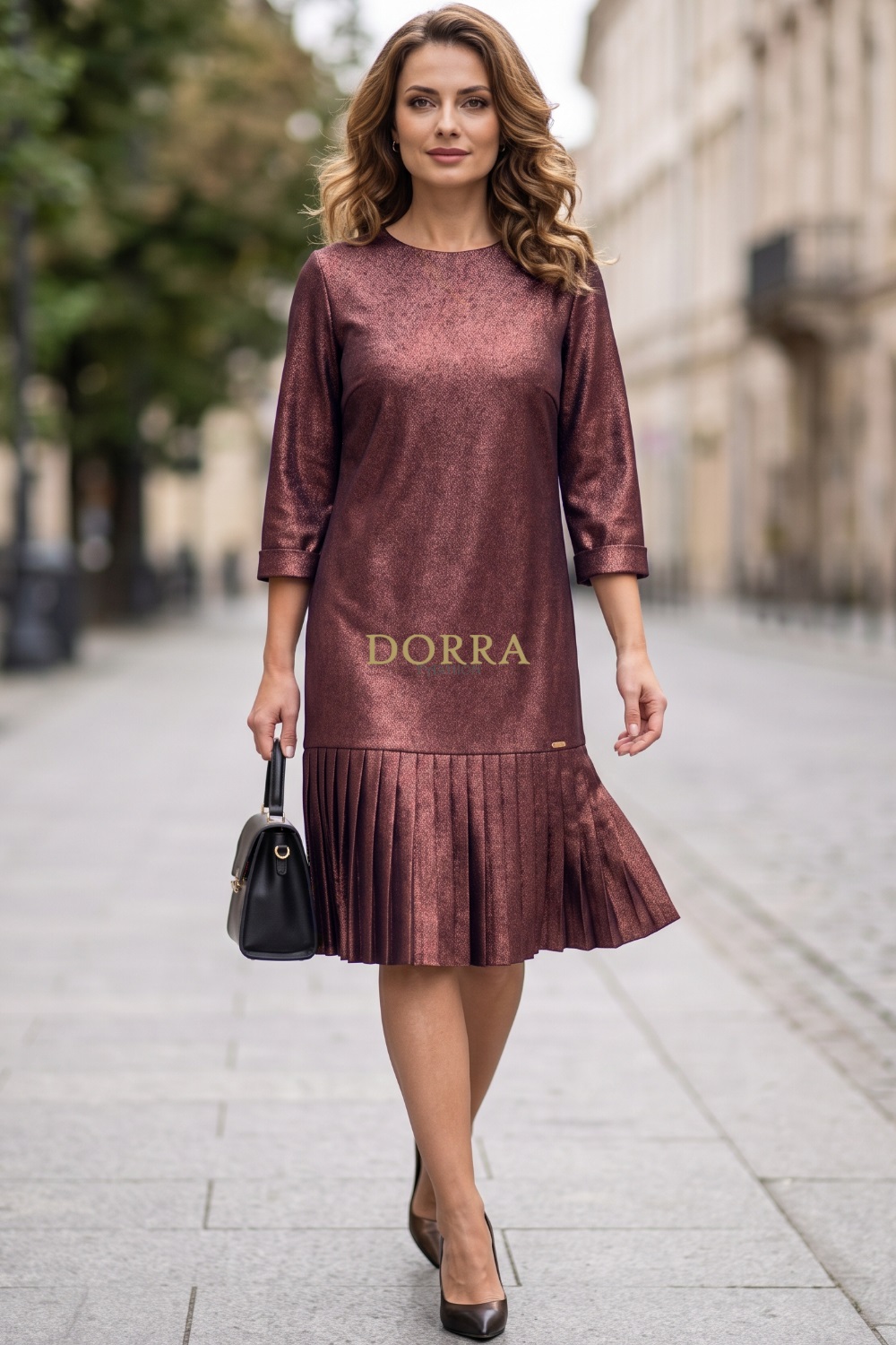 Rochie de ocazie Patty din stofă cu imprimeu metalizat grena-ruginiu - spate
